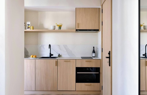 Palos de la Frontera Apartment | Sonder by Marriott Bonvoy Sofia Apartments Atocha