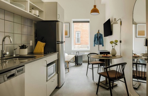 Highland Apartment | Sonder by Marriott Bonvoy The Artesian Apartments LoHi