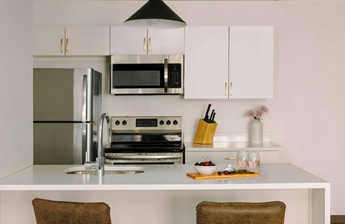 Downtown Detroit Apartment | Sonder by Marriott Bonvoy Gabriel Richard Apartments Downtown