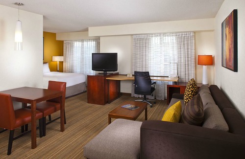 Homewood Hotel | Sonesta ES Suites Birmingham Homewood