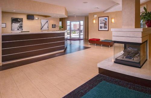 Barracks Road Hotel | Sonesta ES Suites Charlottesville University