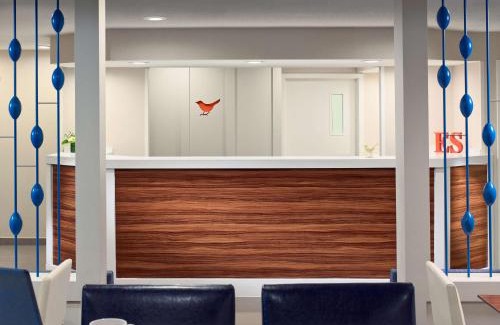Newark Hotel | Sonesta ES Suites Wilmington - Newark