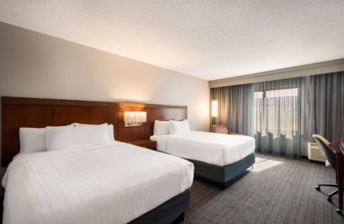 San Jose Hotel | Sonesta Select San Jose Airport