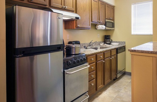 Shea Business Park Hotel | Sonesta Simply Suites Phoenix Scottsdale