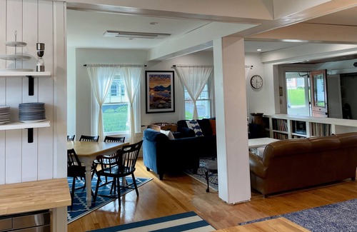 Bar Harbor House | Song of the Sea: Newly Renovated, 3 Minute Walk to Shops and Restaurants!