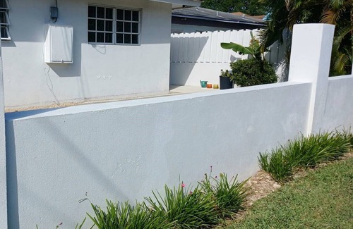 Nassau Apartment | Sonn Tropic Studio [near BahaMar & Saunders Beach]