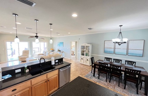 Dauphin Island House | Sonny Side~Beach Front~Private Heated Pool