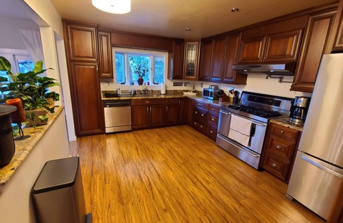 Kenwood House | Sonoma Creek Retreat in Kenwood (31+days)- with Pool & Spa