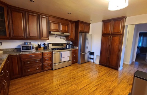 Kenwood House | Sonoma Creek Retreat in Kenwood (31+days)- with Pool & Spa