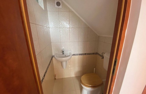 Zamardi Bed & Breakfast | Soothing bed & breakfast with WiFi in Zamárdi central