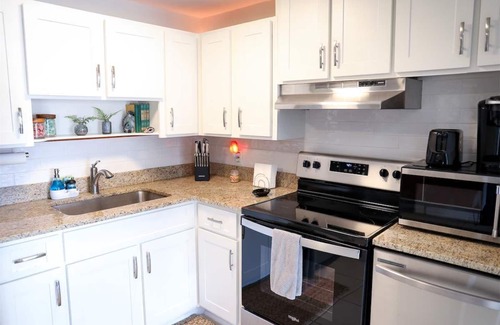 Orange Lake Village House | Soothing Spa, Patio, Games & Grill @ Mystic Haven