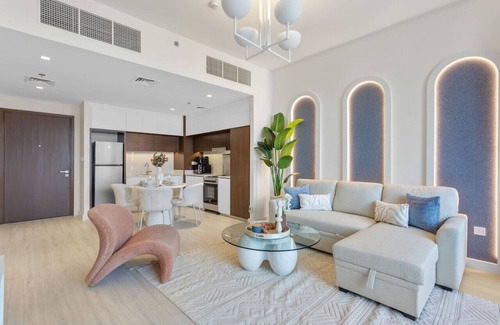 Dubai Apartment | Sophisticated 1 bedroom apartment Creek Harbour