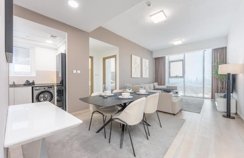 Jumeirah Village Circle Apartment | Sophisticated 1 Bedroom Apartment in Bloom Tower B
