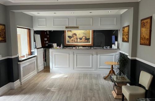 Cambridge Hotel | Sorrento Hotel & Restaurant