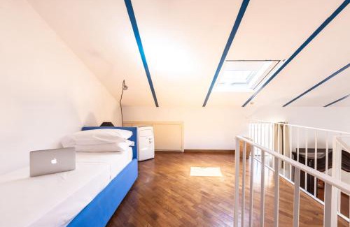 Sorrento Historic Centre Apartment | SorrentoVibes - New home with balconies in Sorrento center