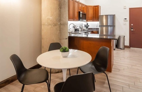 West Poplar Apartment | Sosuite | 2BR Apt w W/D, Gym, On-site Restaurant