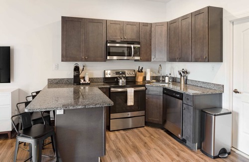 West Poplar Apartment | Sosuite | 2BR Apt w Balcony, W/D, Gym, On-Site Bar