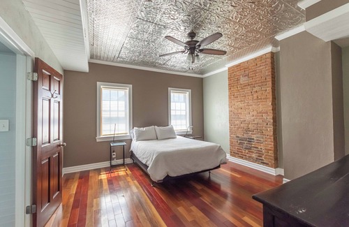 Soulard Villa | SOULARD BEACH HOUSE - Entire Villa