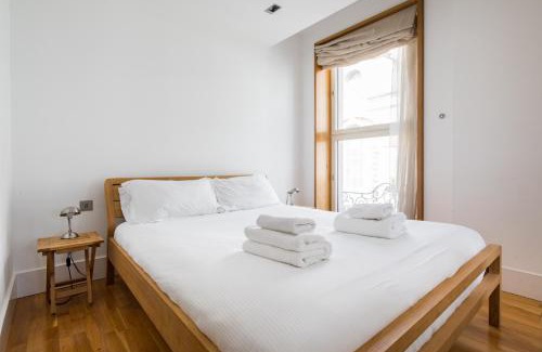 Soho Apartment | Soulful Central London Apartment