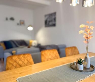 Sonnenberg Apartment | soulscape Citylight Apartments Chemnitz - SONNENBERG - komplett Saniert, modern, zentrumsnah, 3 Schlafzimmer, gratis WIFI