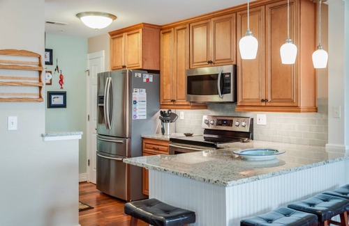 Manteo Condo | Sound, Mind and Bodie: Condo, Shared Pool