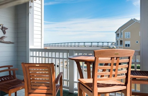 Manteo Condo | Sound, Mind and Bodie: Condo, Shared Pool