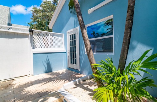 Nassau Cottage | Sounders Beach Cottage 2 Beds