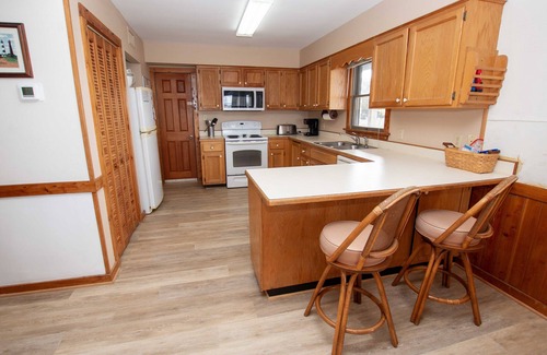 Duck House | Soundfront, Sound Views, Kayak! PT1402, Keene ll
