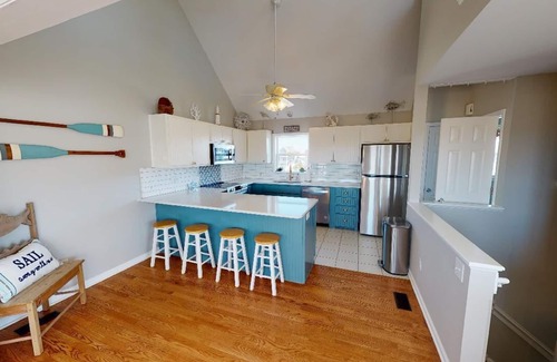 North Topsail Beach House | Soundfront with Dock & Ocean Views, 3 bed/3 bath.