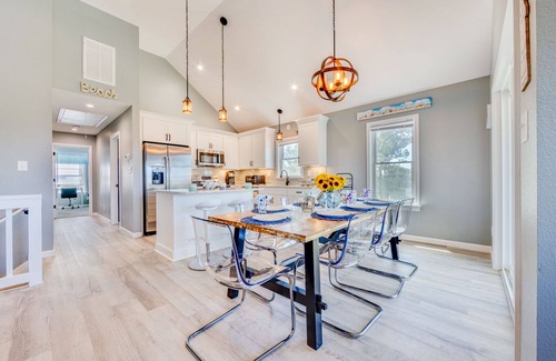 Avon House | Soundside Dog Friendly Home w/Hot Tub, Game Room, Tiki Bar, Screened Porch