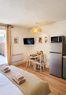 Greoux-les-Bains Apartment | Sous le tilleul