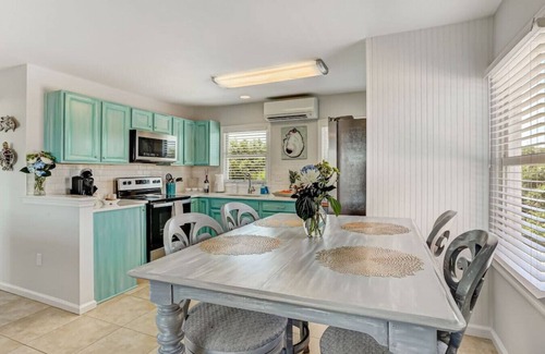 Fernandina Beach Condo | South Beach Cabana Up | Private Front Deck | Pool | Steps from the Beach