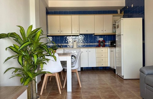 Puerto Rey Apartment | South Beach Tropical Apartment