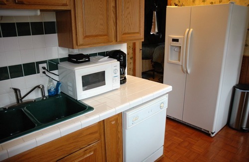 Scottdale Bed & Breakfast | South Broadway Manor