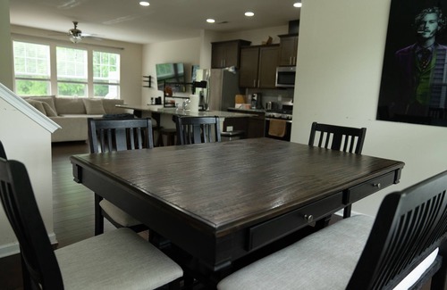 Sharonbrook House | South End Gem