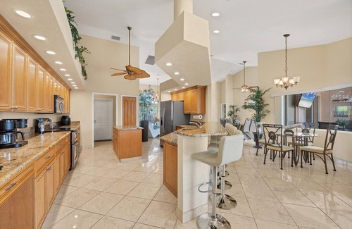 South Gulf Cove House | South Gulf Cove 4 Bedroom Pool + Hot Tub on Canal Private Home