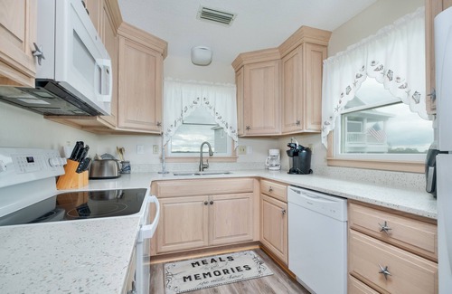 South Nags Head House | South Nags Head Home with Ocean and Sound Views