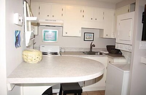 Seagrove Beach Condo | South of 30A and 90 SECONDS TO BEACH POOLSIDE Corner Unit with Patio