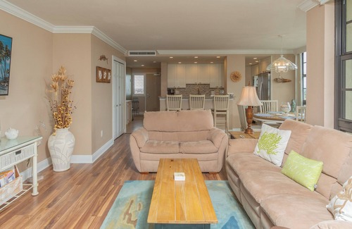 Marco Island House | SOUTH SEAS TOWER 4 #1206 - BEACH FRONT - CORNER UNIT- WRAP BALCONY