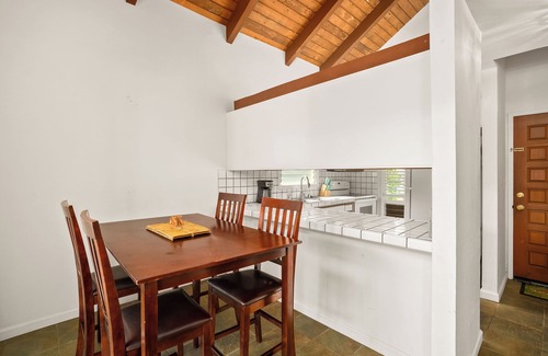Poipu Cottage | South Shore Island Getaway at Poipu Crater 7