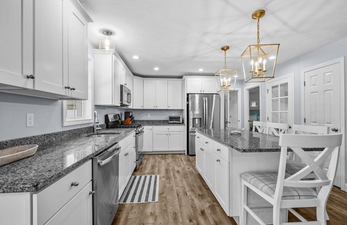 Harwich Port House | South Street Retreat – Spacious Cape Cod Home Near Harwich Port Shops & Beaches