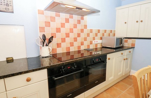 Worton House | SOUTH VIEW, GUNNERSIDE, pet friendly, with open fire in Reeth