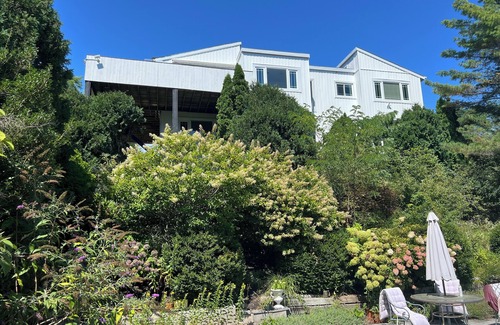 Shinnecock Hills House | Southampton Private Retreat with Ocean Views