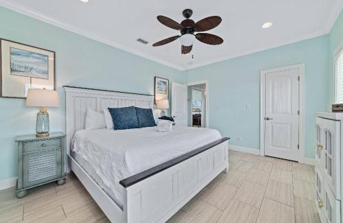 Surf Side Shores House | Southern Charm Fort Morgan