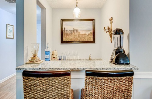 Mount Pleasant Cottage | Southern Charming Cottage in Mt. Pleasant!