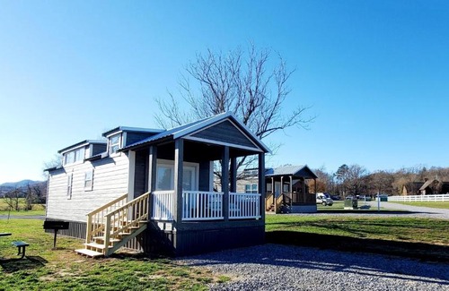 Gatlinburg - Pigeon Forge House | Southern Comfort cottage
