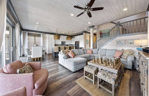 Orange Beach House | Southern Exposure | Balcony