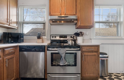 Birmingham House | Southern Tides Retreat