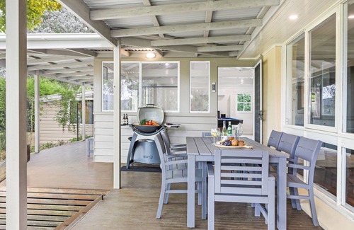 Moss Vale House | Southrose Cottage – a secret garden