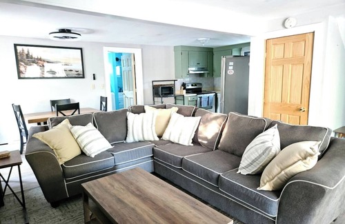 Southwest Harbor House | Southwest Harbor Sleeps 17